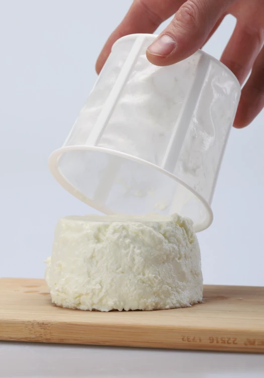 kefirko-cheese-maker-cream-cheese-domowy-ser.webp